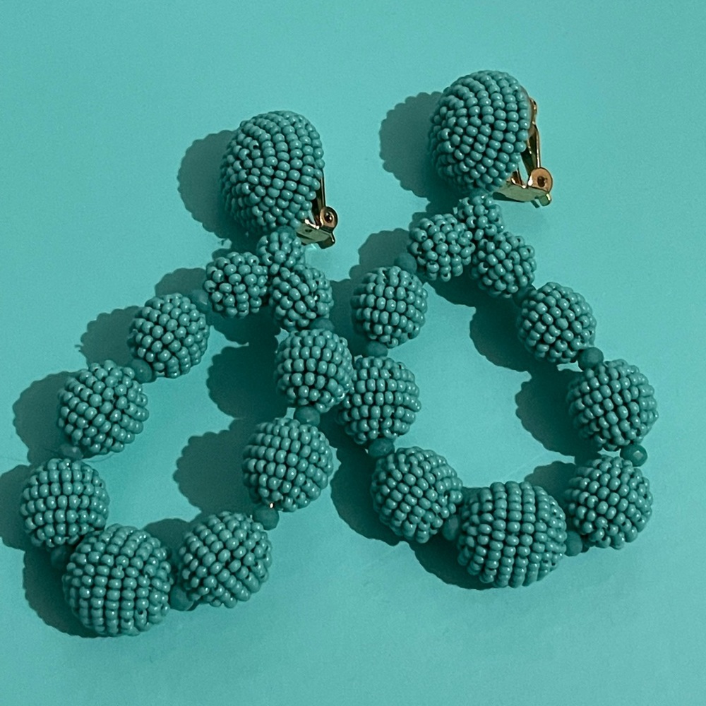 new without tags authentic Sachin & Babi earrings beaded teardrop earrings